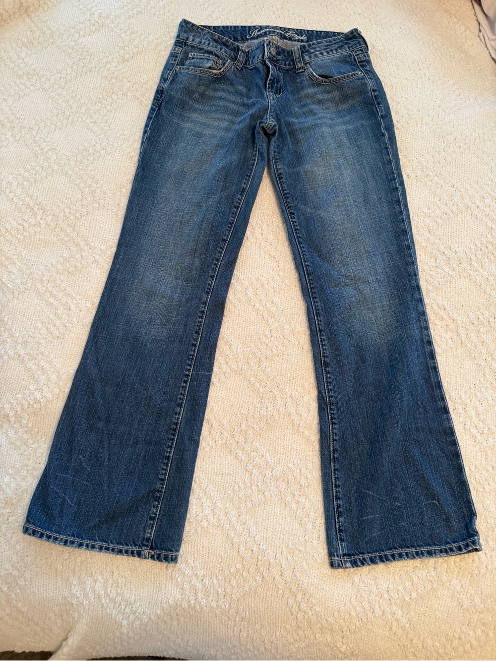 American Eagle Outfitters Women’s Boyfriend Jeans - Dark Blue Wash Y2K - Picture 3 of 8